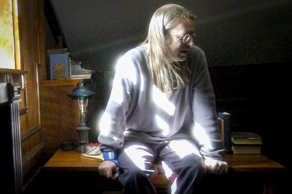 Renowned military historian and the acclaimed author behind the bestselling novel ‘The Alienist,’ Caleb Carr, passes away at the age of 68