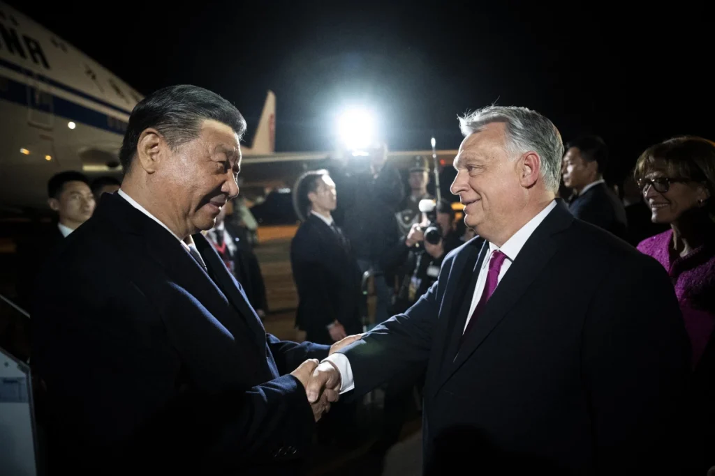 Hungary and China finalize a strategic cooperation agreement during Xi’s visit Hungary and China finalize a strategic cooperation agreement during Xi’s visit