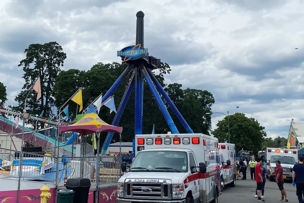 Almost 30 individuals were left dangling upside down following a malfunction on a ride at an amusement park in Portland