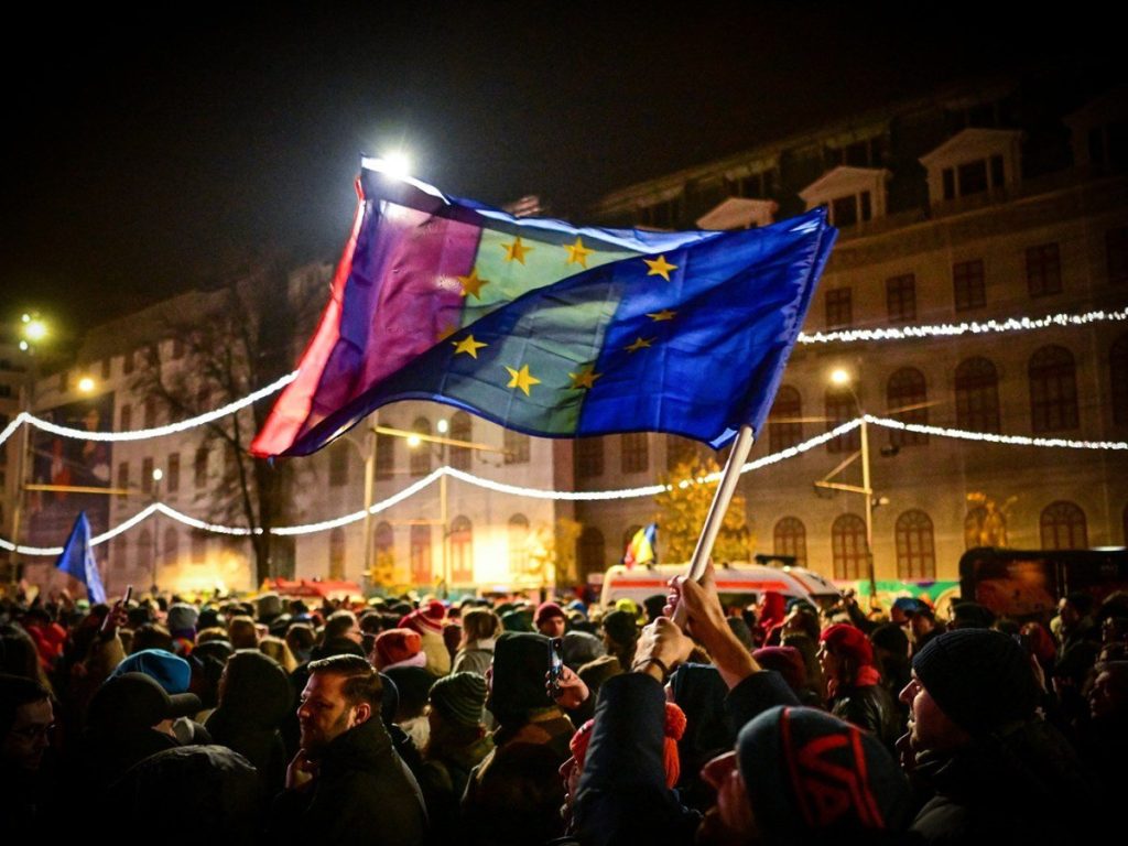 Romanians vote in election that could bring ultranationalist Trump ally to power