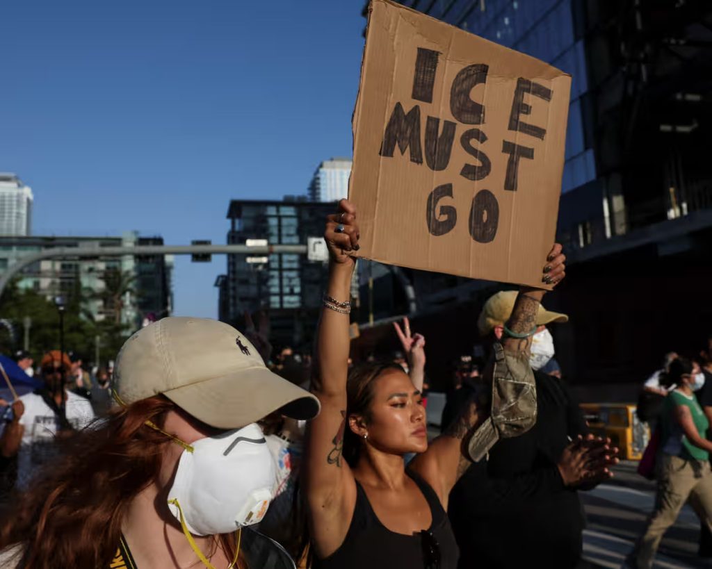 Mayor Orders Curfew in L.A. While Newsom Amplifies Criticism of Trump Mayor Orders Curfew in L.A. While Newsom Amplifies Criticism of Trump