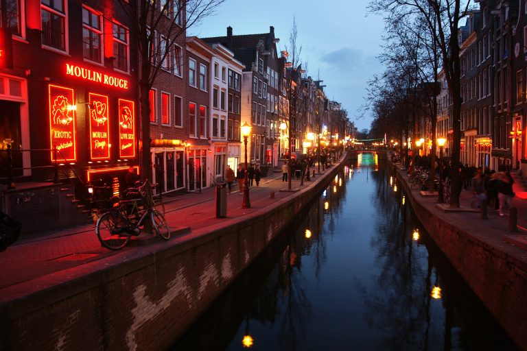 Exploring Amsterdam’s Beloved Brown Bars and Local Bar Culture Amsterdam brown bars travel guide